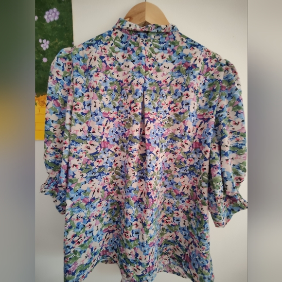 Reitmans Floral Top💐 - Picture 5 of 5